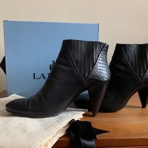 Gorgeous Lanvin Black Leather Chelsea Bootie- size 10